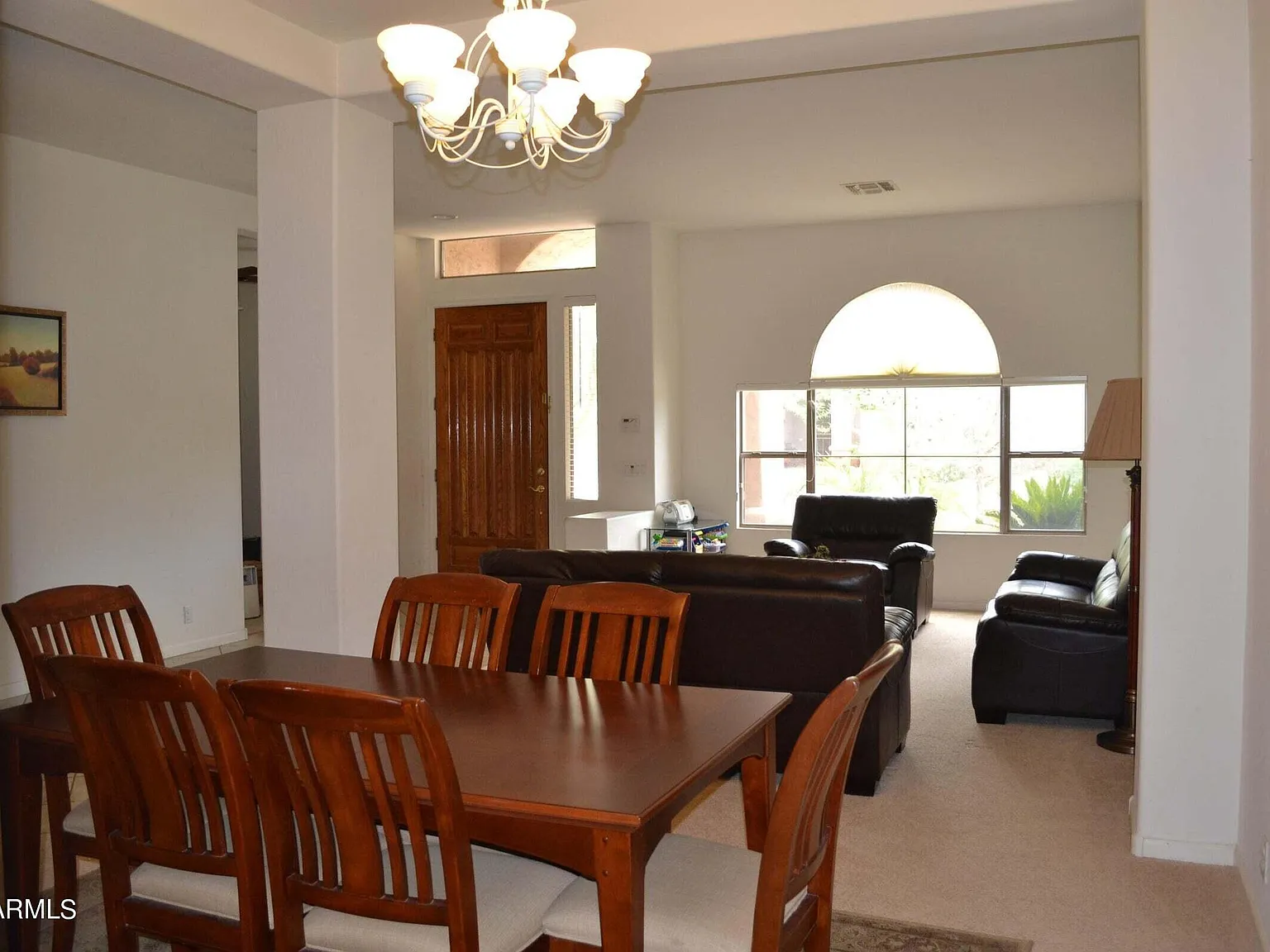 3 bed, 2.5 bath, 2682 sqft, $2,850 — Photo 3