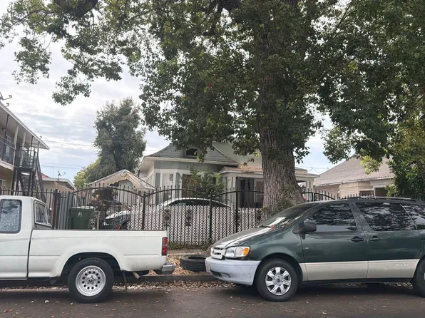 4012 Woodlawn Ave, Los Angeles, CA 90011