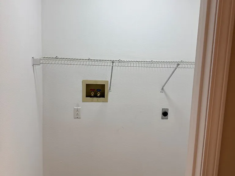 Unit Photo