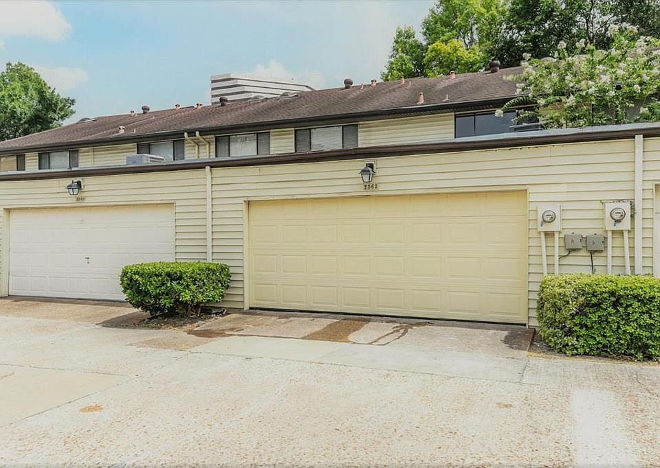 1st image of 2562 Bering Dr #2562