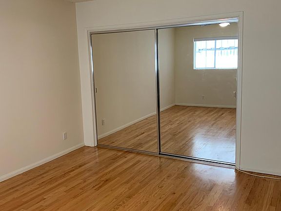5th image of 1246 N Hayworth Ave APT 105
