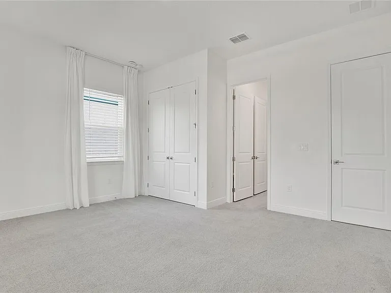 13589 McMillan Dr — Photo 15