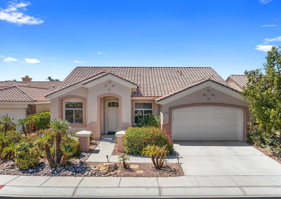 1st image of 78335 Silverleaf Ct