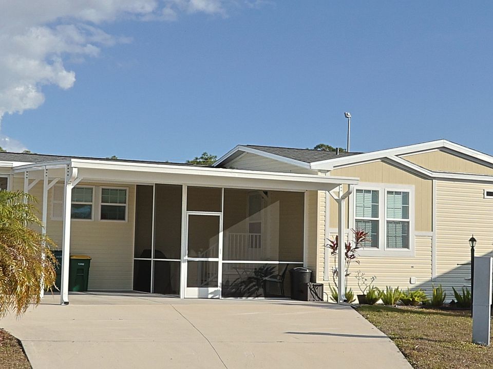 1st image of 14531 Trellis Ct #13R