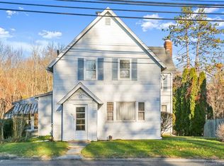 60 James Farm Rd, Stratford, CT 06614