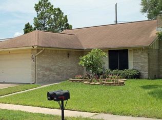 204 Kensington Dr, Victoria, TX 77901