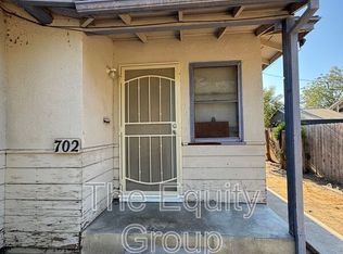 702 N Jacob St, Visalia, CA 93291