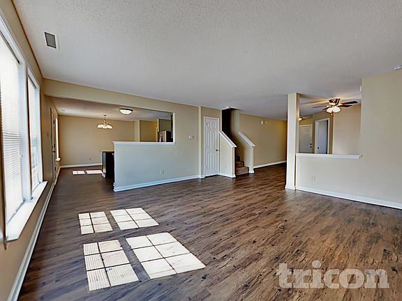 4th image of 10787 Emery Dr