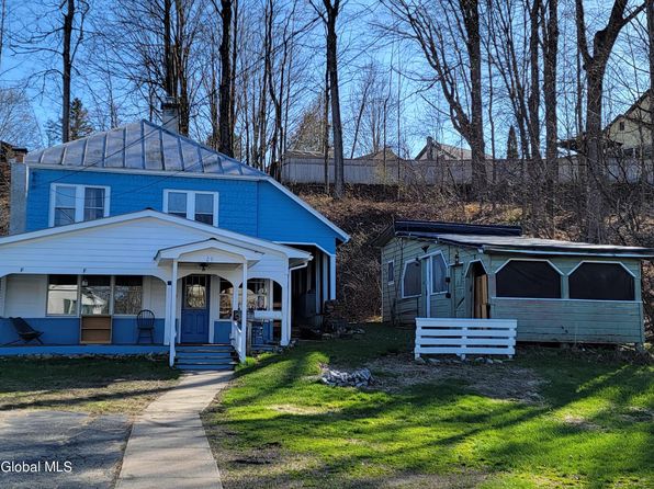 Corinth NY Real Estate - Corinth NY Homes For Sale | Zillow