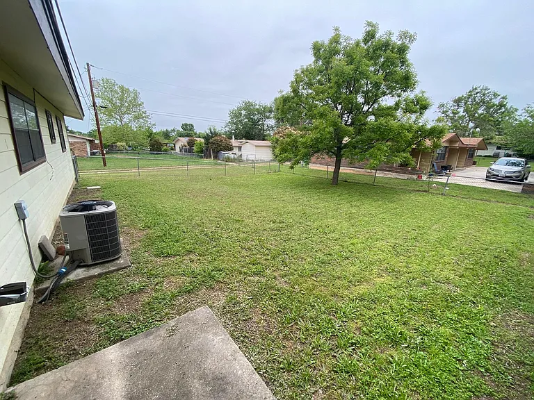 604 California St — Photo 11