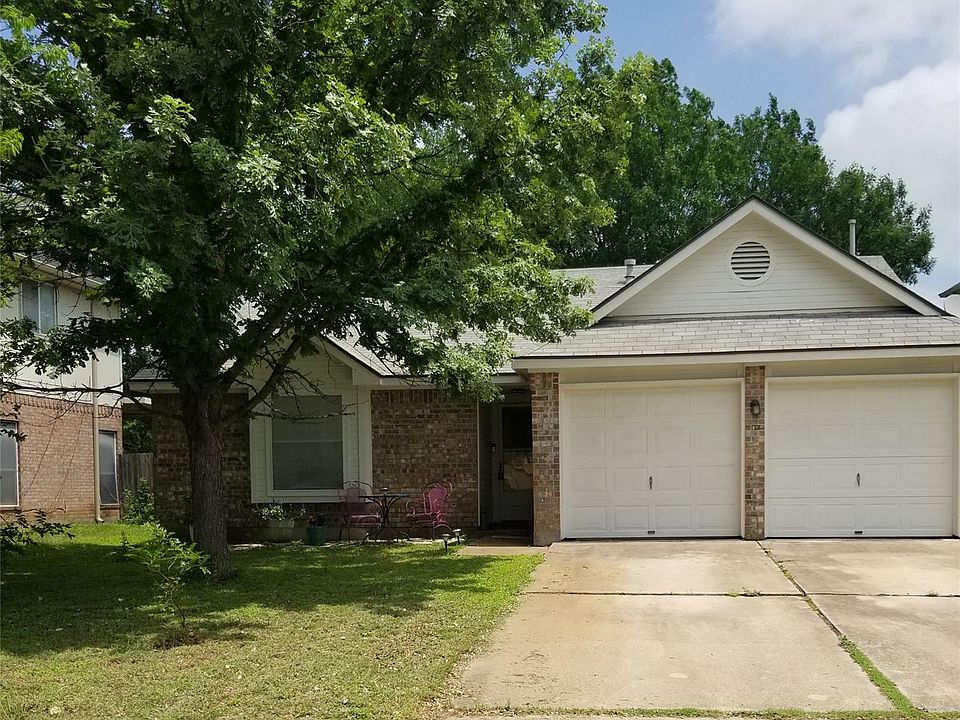 1st image of 806 Black Locust Dr