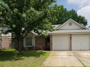 806 Black Locust Dr, Pflugerville, TX 78660