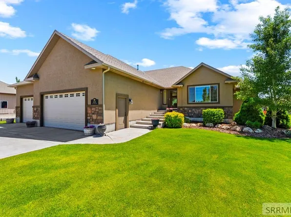 4028 E Fairway Dr, Rigby, ID 83442