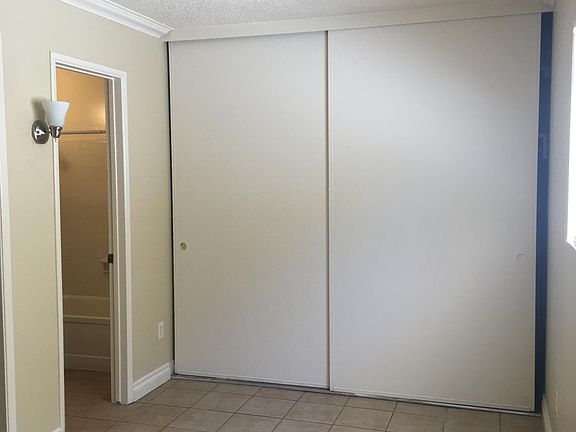 3rd image of 723 Eucalyptus Ave #3