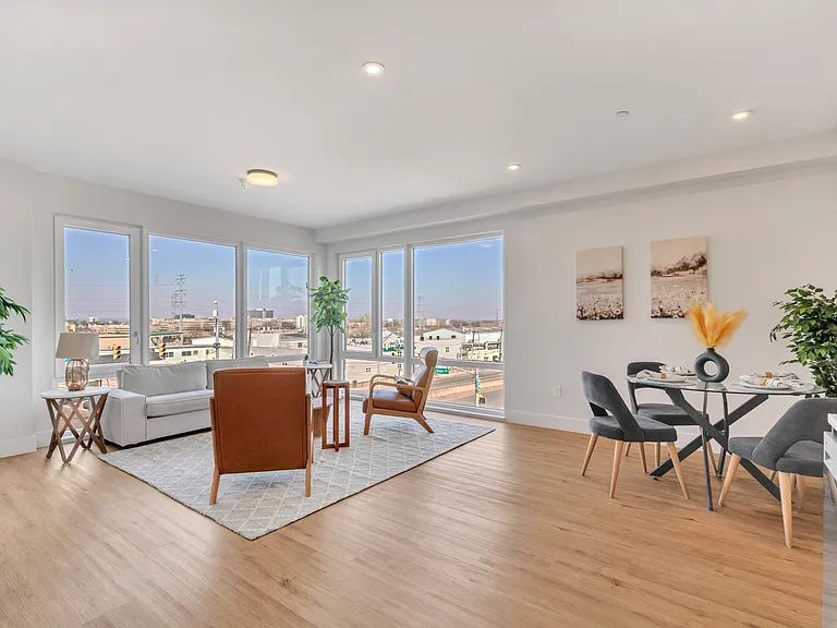 Gateway Haus — Photo 5