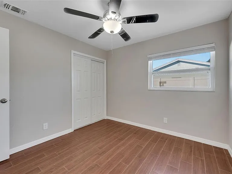 412 Flamingo Dr — Photo 28