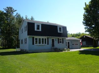 11 Stewart St, Rouses Pt, NY 12979