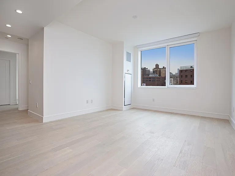 1399 Park Ave #12B — Photo 3