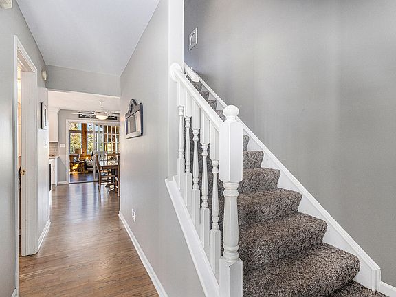 2nd image of 10763 Maloian Dr