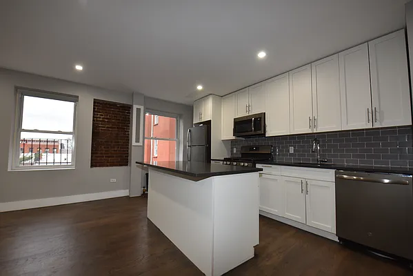 Rented by Corcoran | media 17