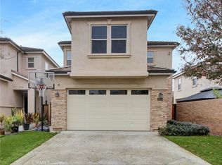 6313 Rancho Parada Rd, Paramount, CA 90723