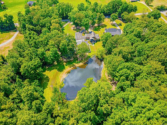 3rd image of 3306 S Shobe Rd