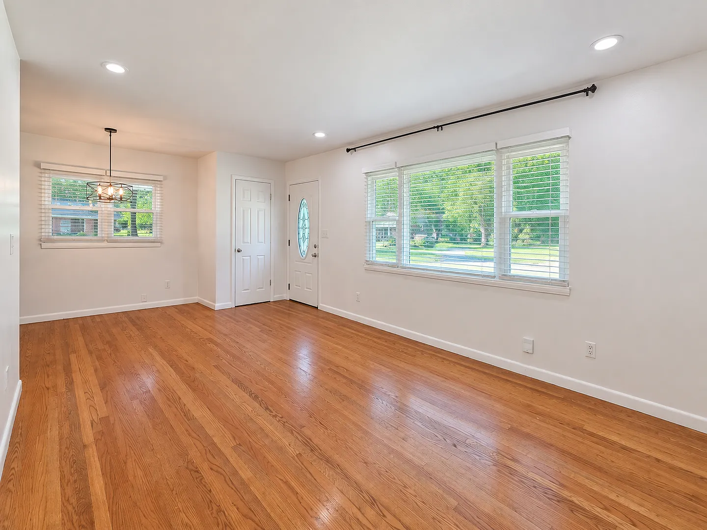 Updated 3-Bedroom Brick Ranch with Sunroom & Spacious Backyard — Photo 4