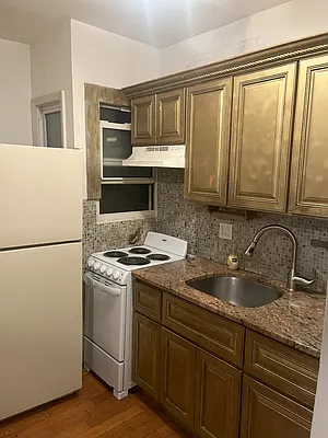 Rented by Highline Residential | media 22