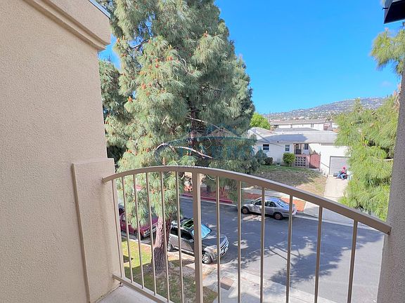 4th image of 110 N Marshall Ct APT 1
