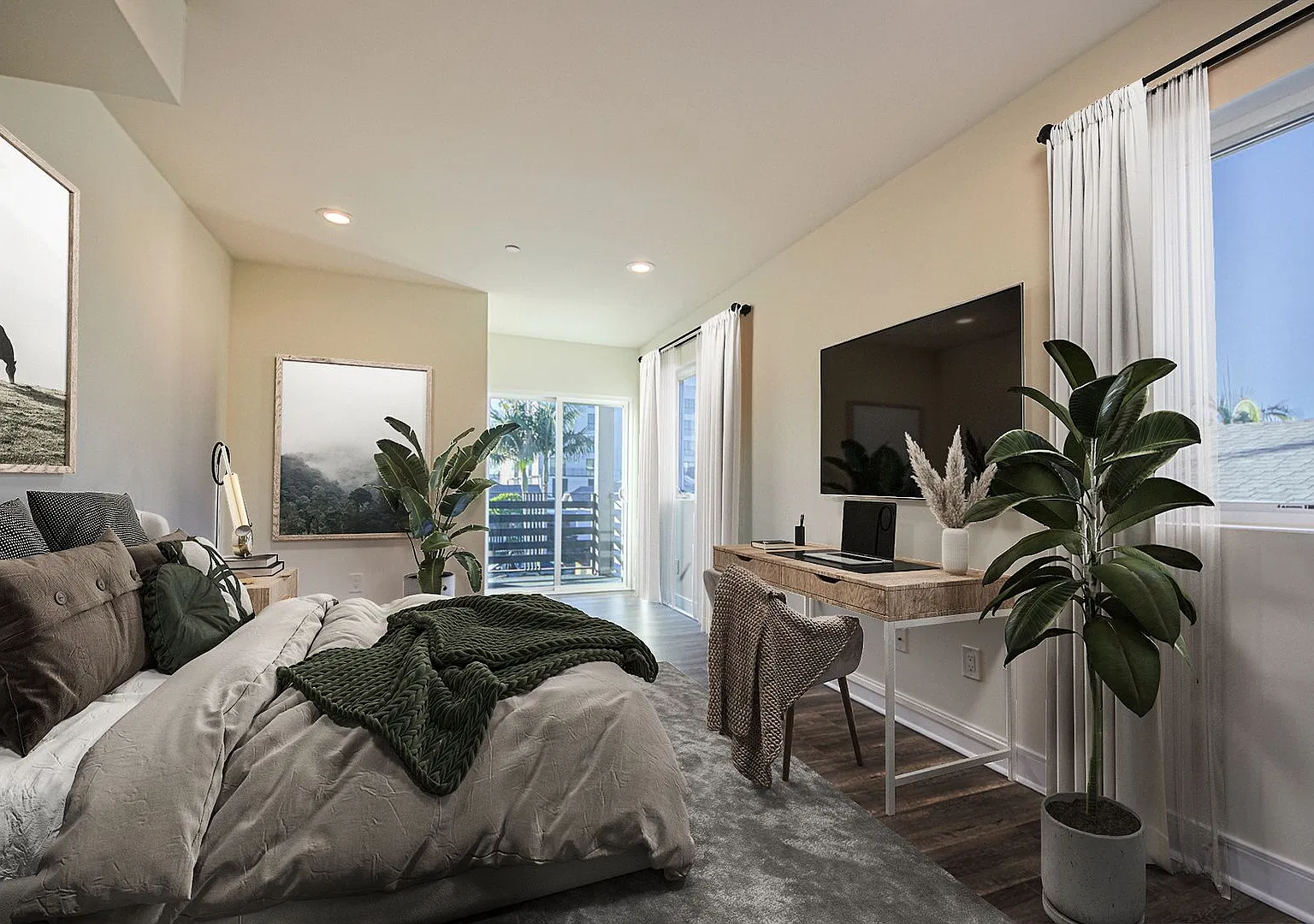 620 N Serrano Ave — Photo 2