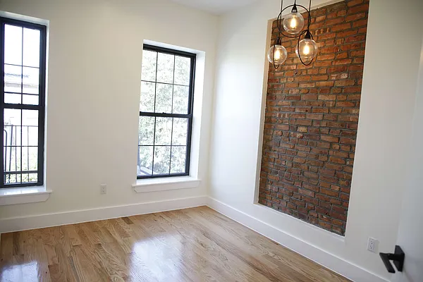 Rented by Lofts and Flats LLC | media 25