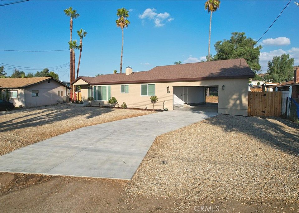1st image of 22450 Ramona Ave