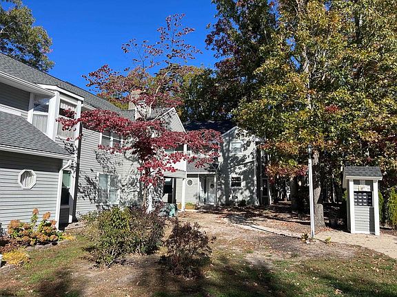 3rd image of 821 Fishers Creek Rd #821
