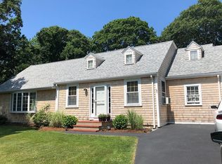 96 Presidents Rd, Bourne, MA 02532