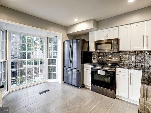 4th image of 2651 Centennial Ct