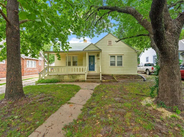 537 S Broadview St, Wichita, KS 67218