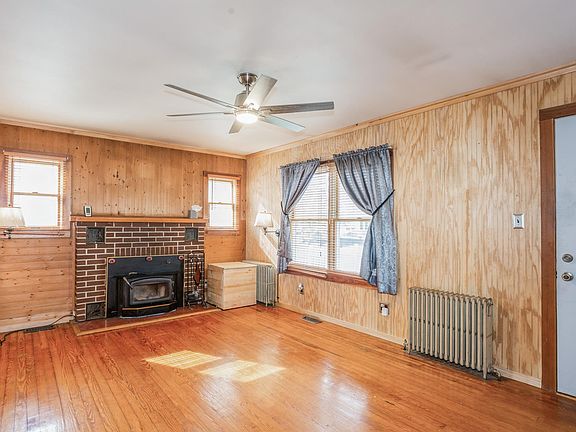 2nd image of 257 Washington Ave