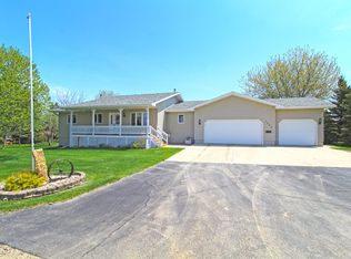 1004 7th St, Florence, SD 57235