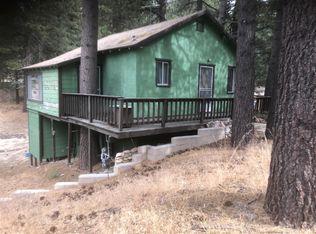 690 Dahlia Dr, Green Valley Lake, CA 92341