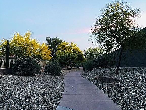 5th image of 17800 N Estrella Vista Dr