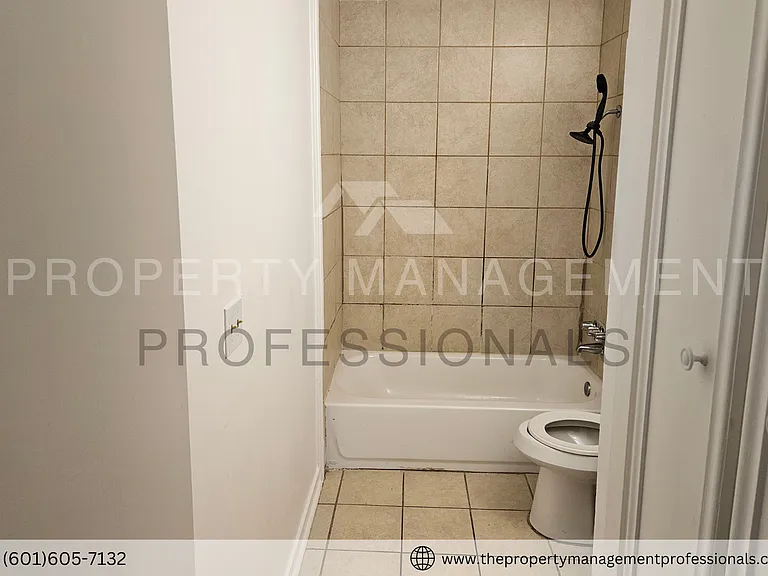 1732 Brookhollow Cir — Photo 20