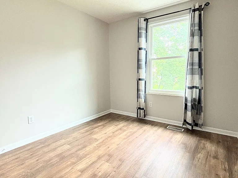 3760 Spring Mill Way — Photo 13