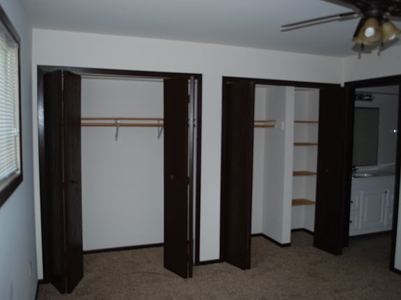 5th image of 510 Madison St APT 203