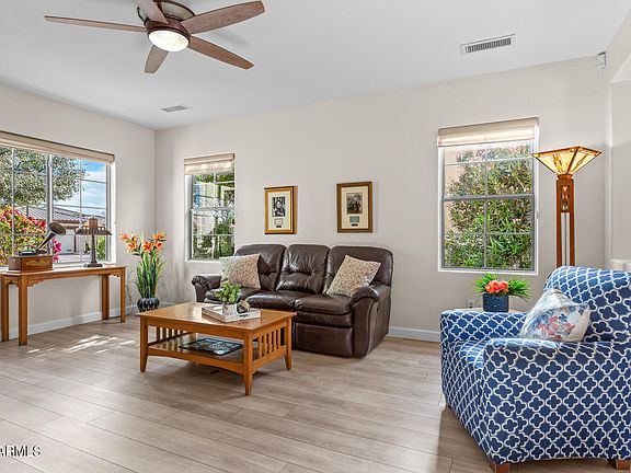 5th image of 18754 N SUMMERBREEZE Way