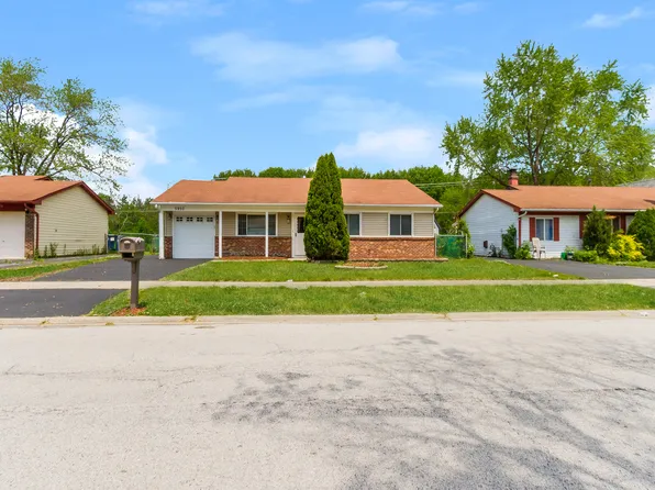 5950 Woodgate Dr, Matteson, IL 60443