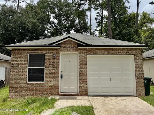 8173 Woods Ave, Jacksonville, FL 32216