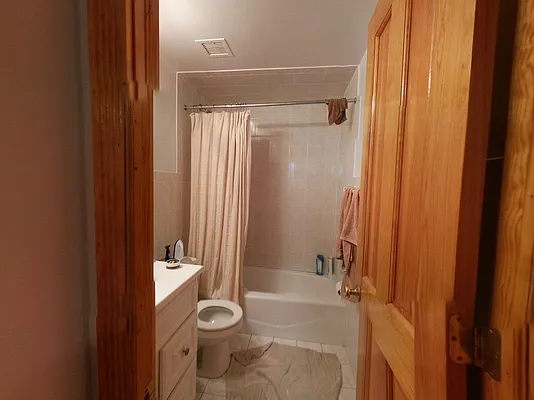 Rented by America Mecca Realty LLC | media 18