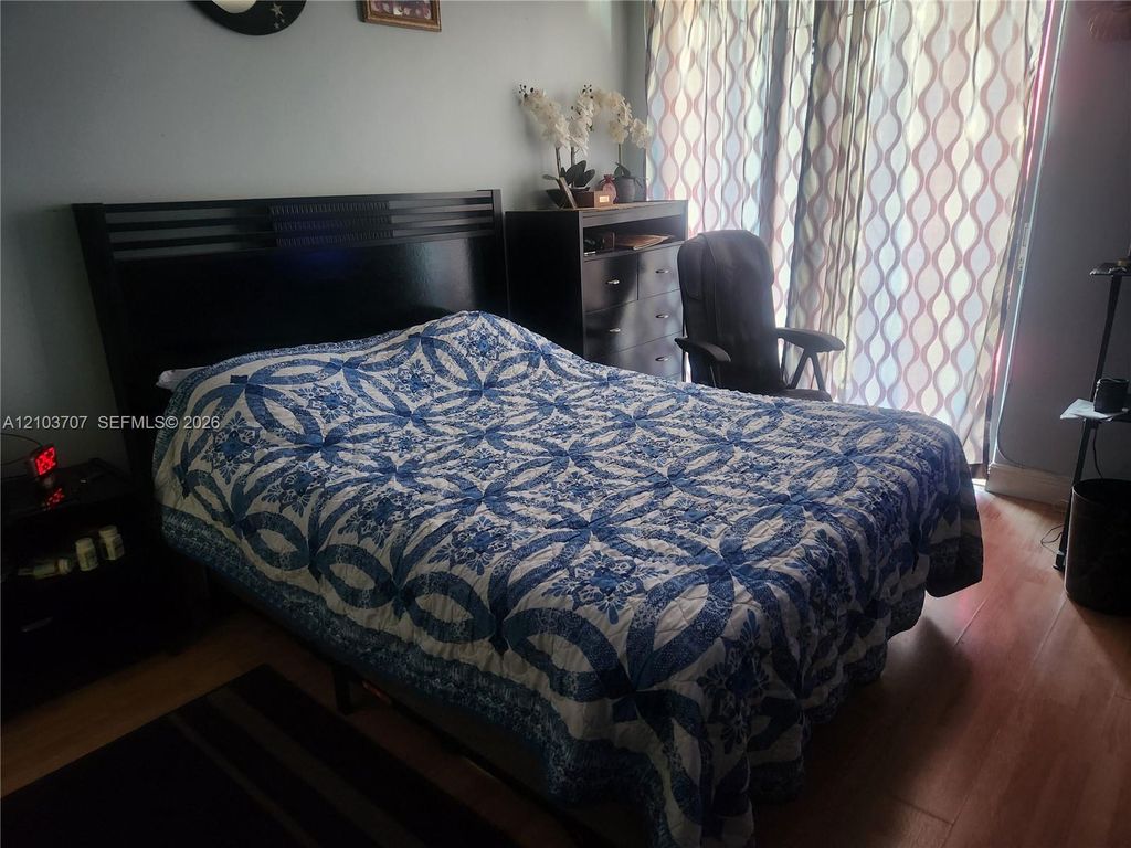 3500 Blue Lake Dr APT 501, photo 5
