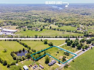 11602 & 11616 Cemetery Rd, Rogers, AR 72756