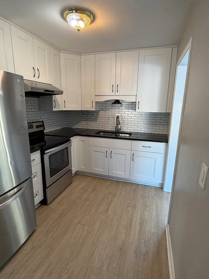 2454 Cranford Rd photo 1